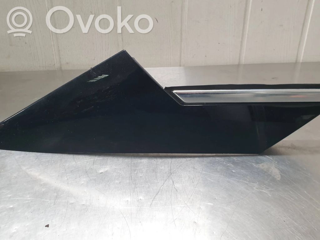 Opel Astra K Moldingas ant galinio sparno 