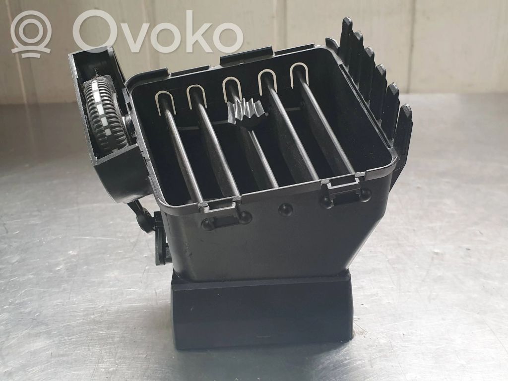 Mercedes-Benz E W211 Dash center air vent grill 