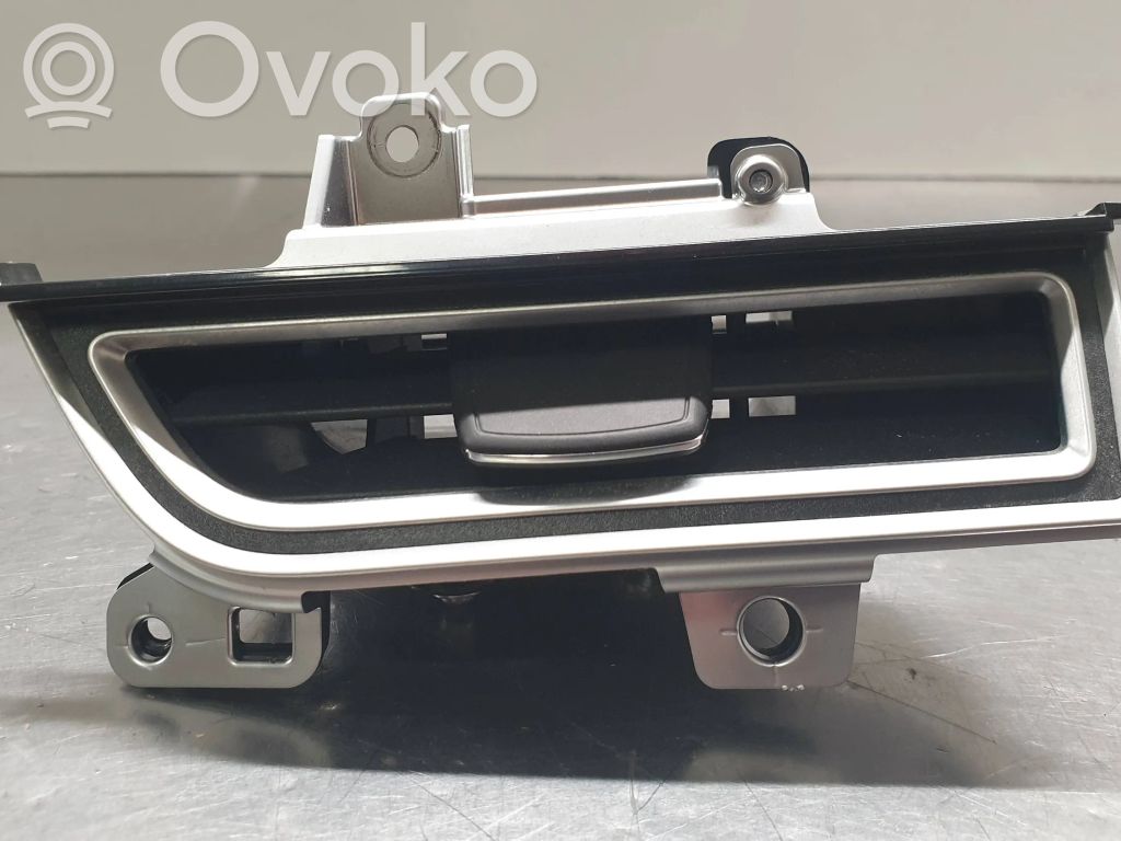 Tesla Model S Salono oro latakas (-ai) 