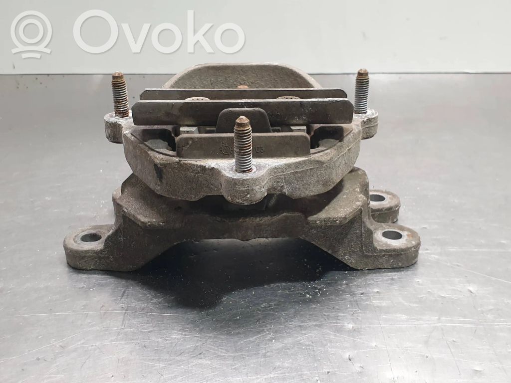 Audi A4 Allroad Engine mount bracket 
