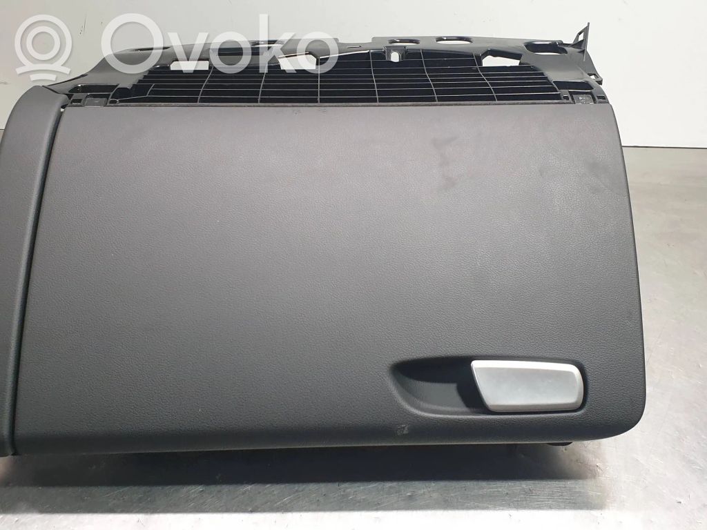 Audi A4 S4 B8 8K Juego guantera 