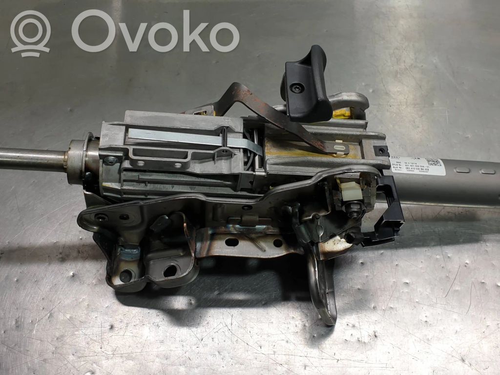Audi A4 S4 B8 8K Ohjauspyörän akseli 