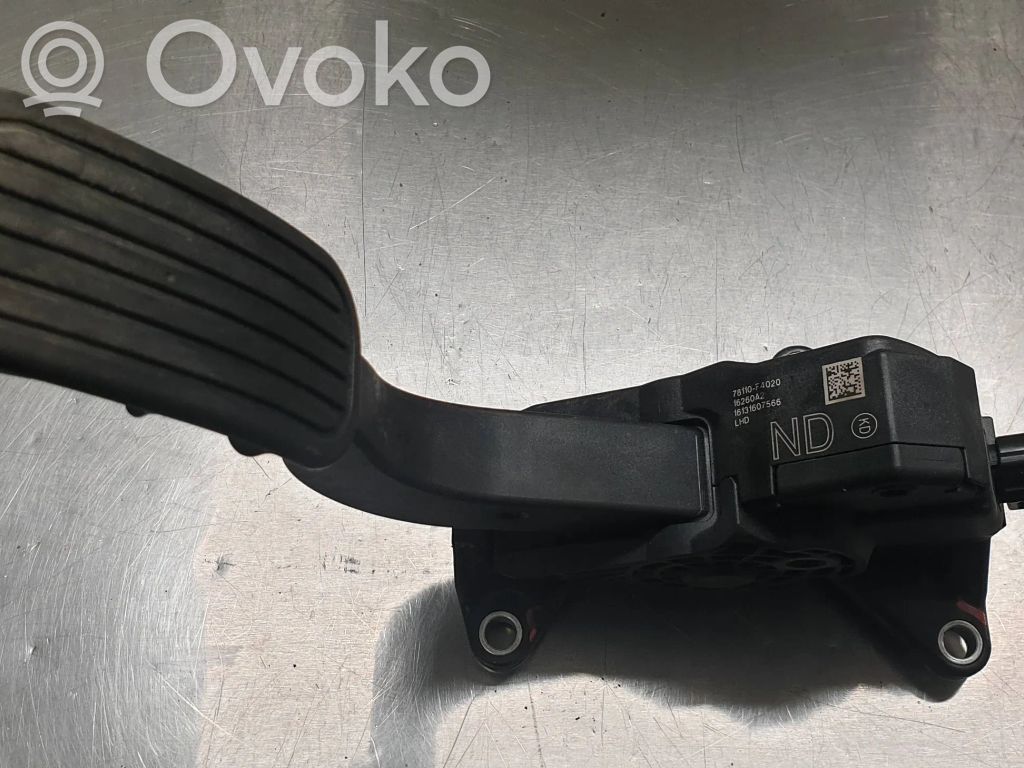 Toyota C-HR I Accelerator throttle pedal 