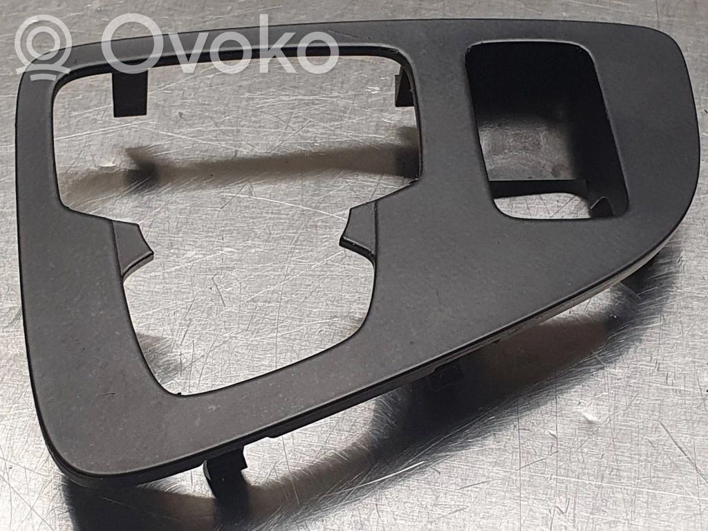 Opel Insignia A Autres éléments de console centrale 
