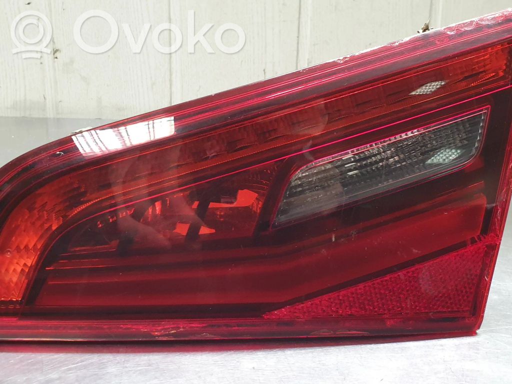 Audi A3 S3 8V Galinis žibintas dangtyje 