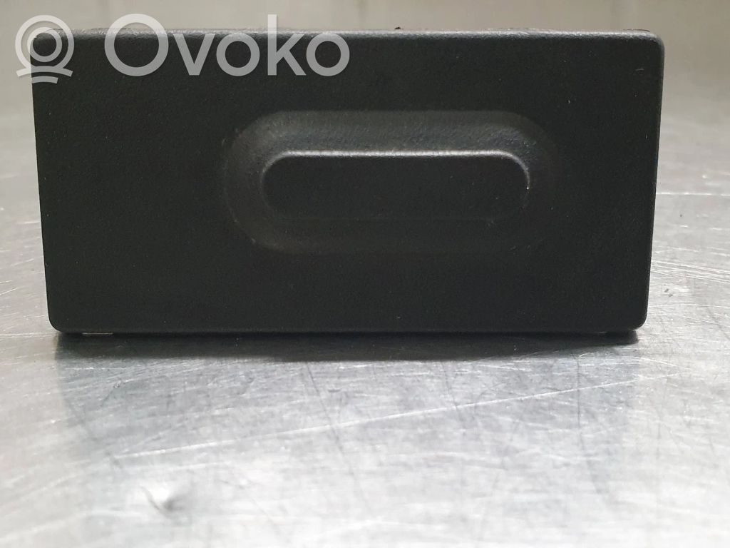 Mazda CX-3 Tailgate/trunk/boot exterior handle 