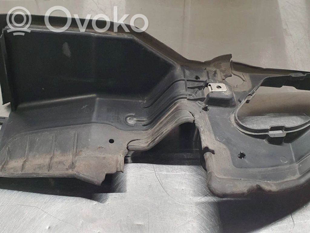 BMW 5 E60 E61 Gaisa plūsmas novirzītājs (-i) 