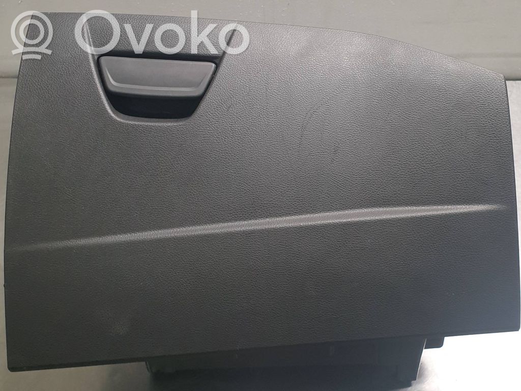 Ford Focus Daiktadėžė 