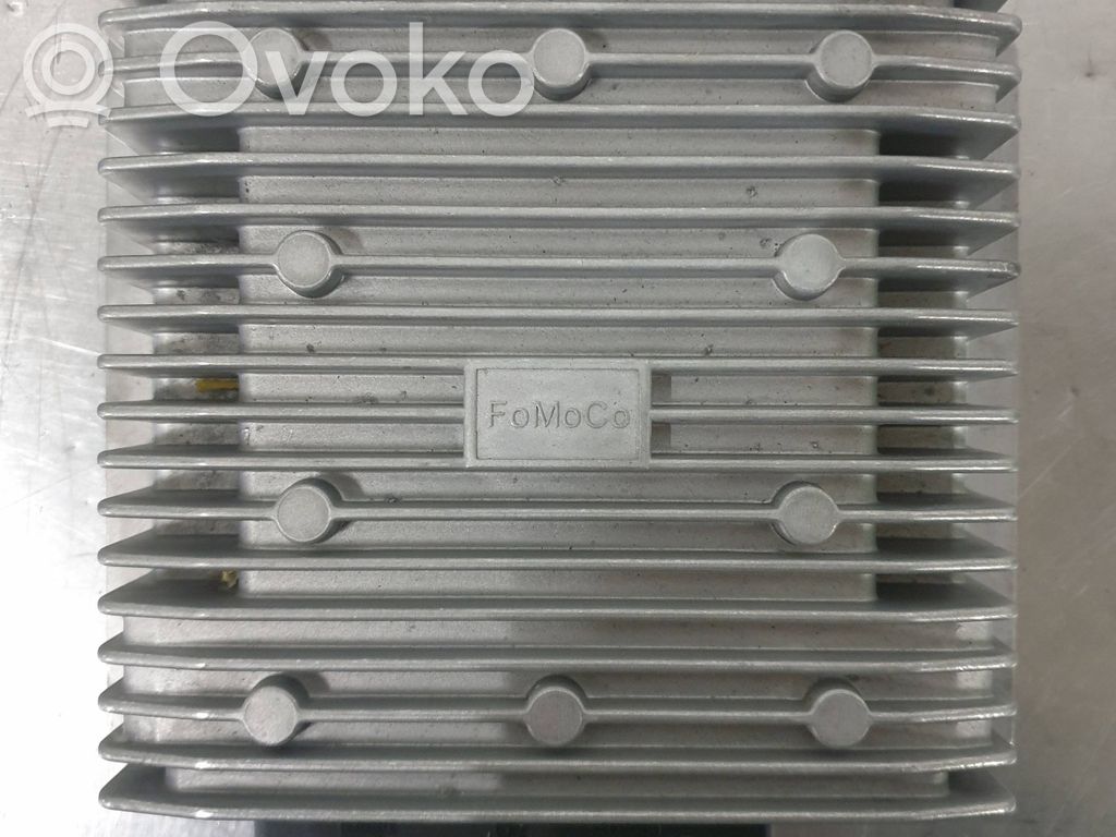 Ford S-MAX Sound amplifier 