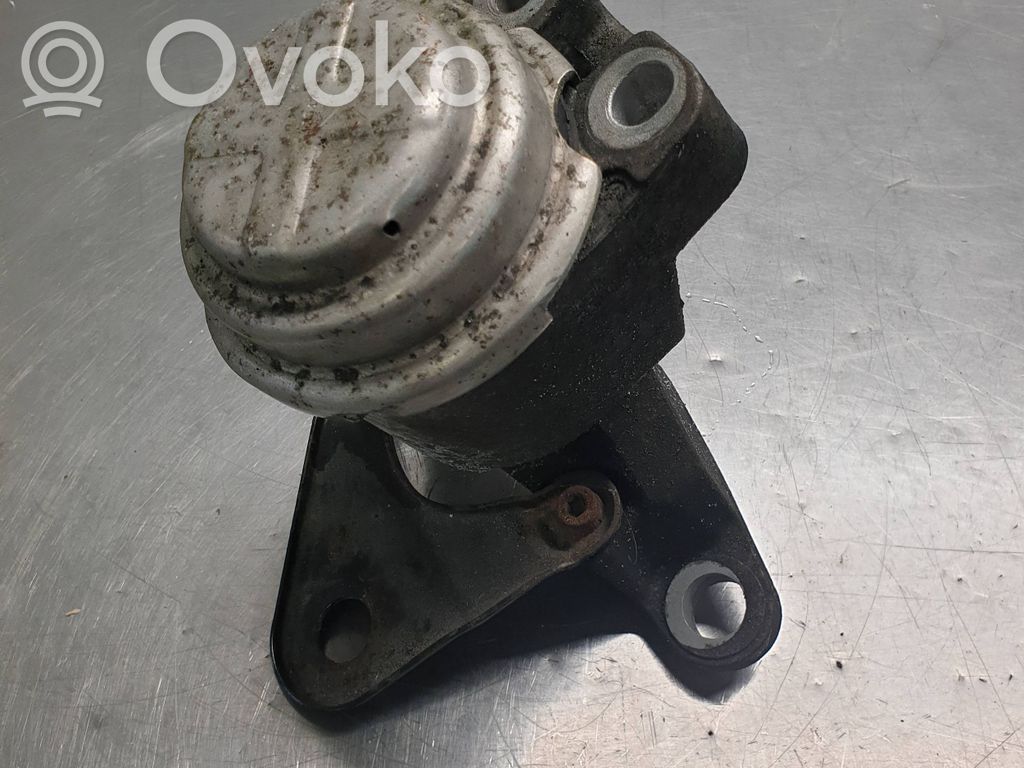 Engine mount bracket   G2934100
