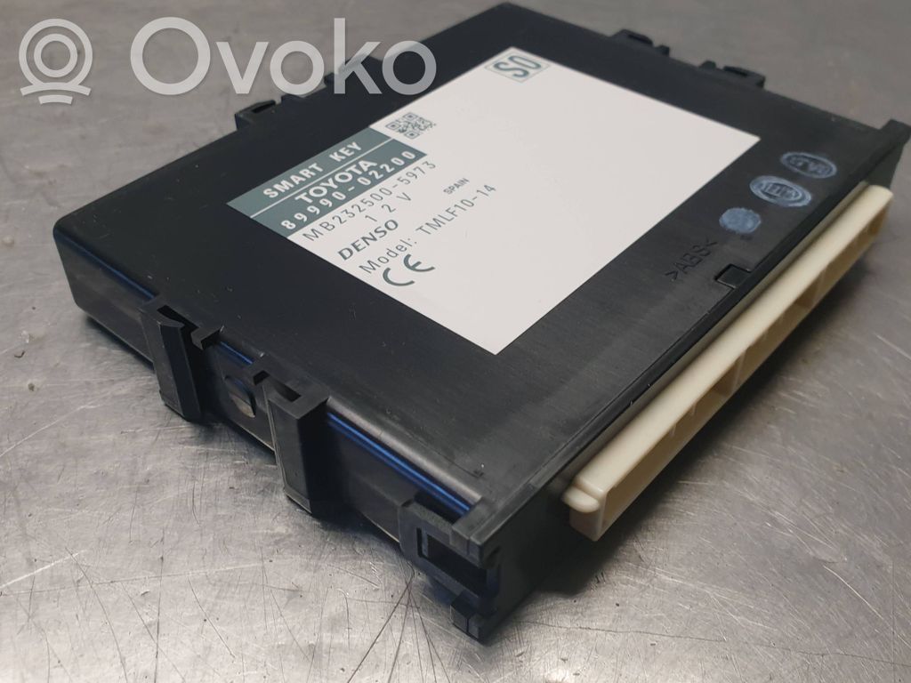 Toyota Auris E180 Keyless (KESSY) go control unit/module 