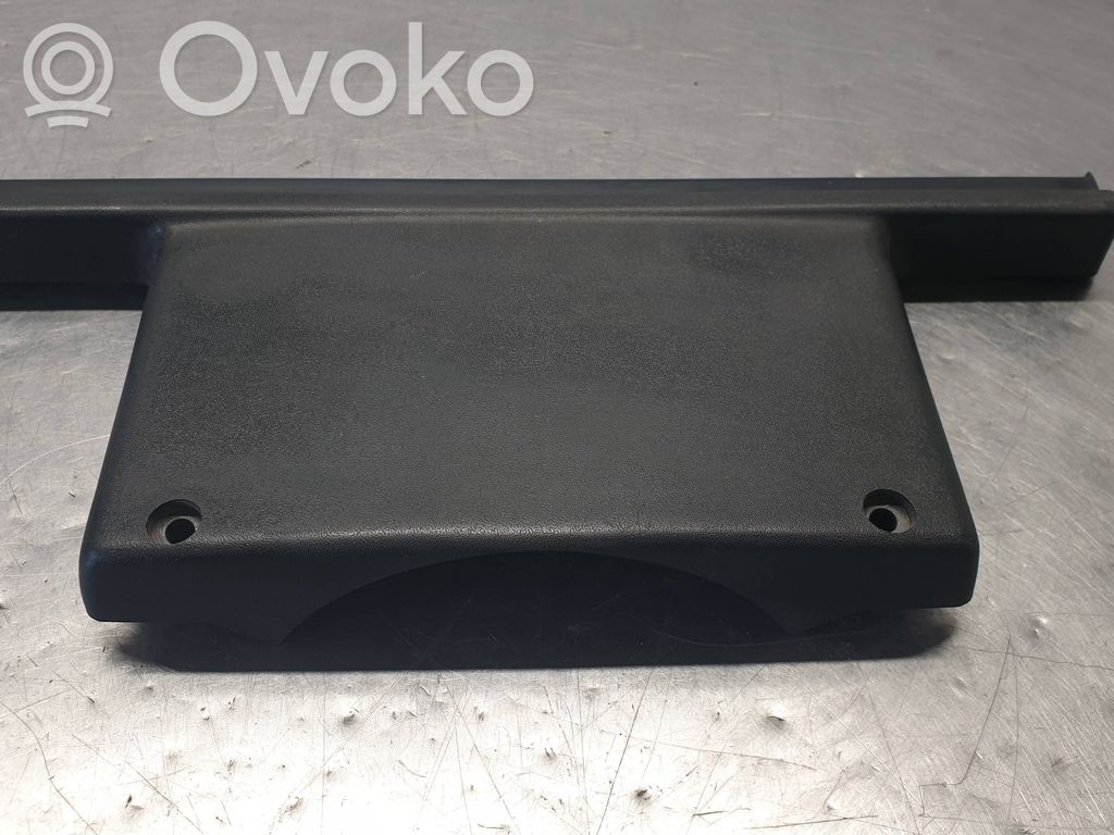 Volvo 240 Elementy poszycia kolumny kierowniczej 