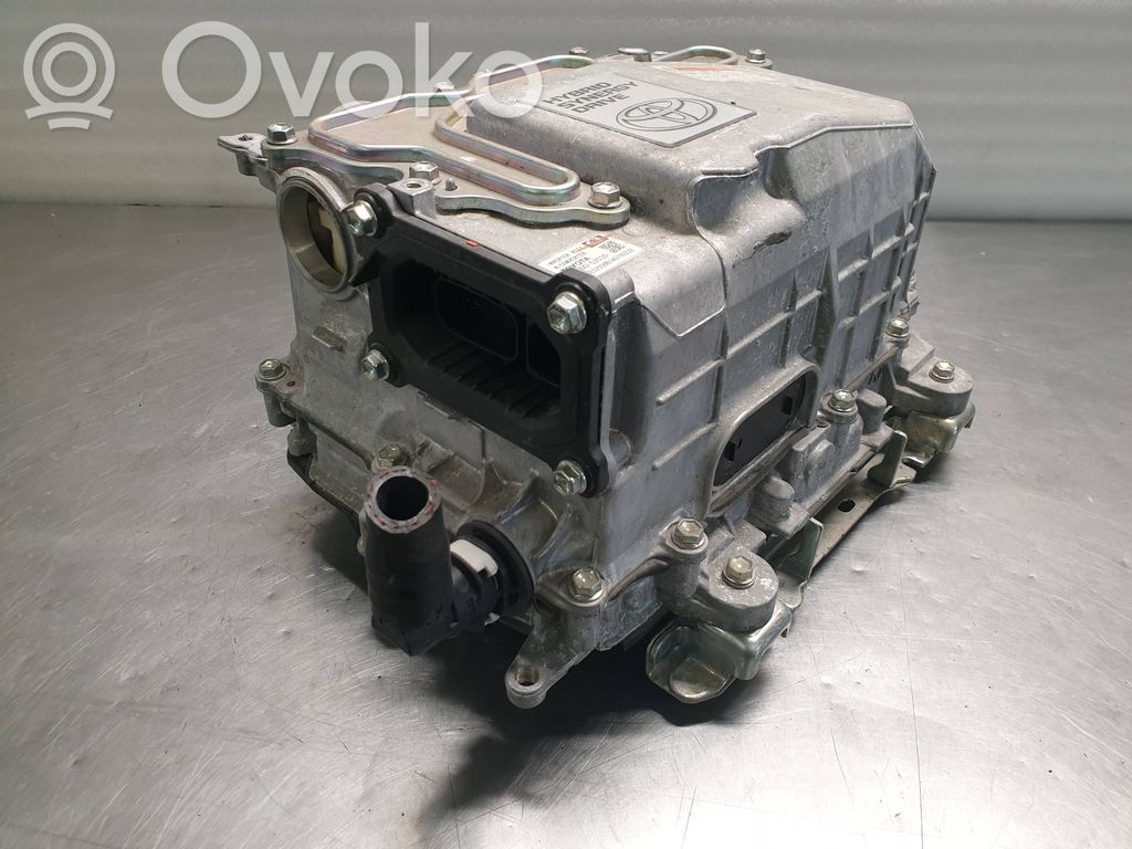 Toyota Yaris Falownik / Przetwornica napięcia 