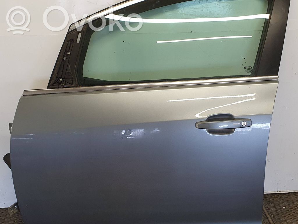 Opel Astra J Priekinės durys 