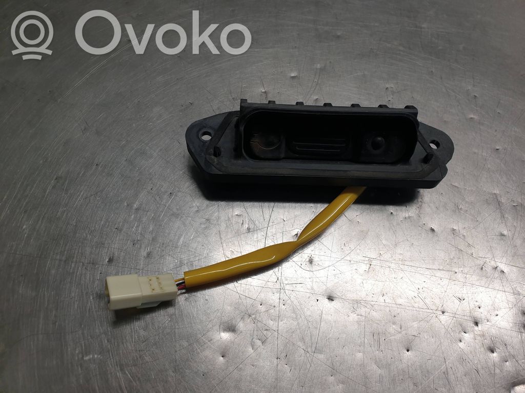 Mitsubishi Outlander Tailgate trunk handle 