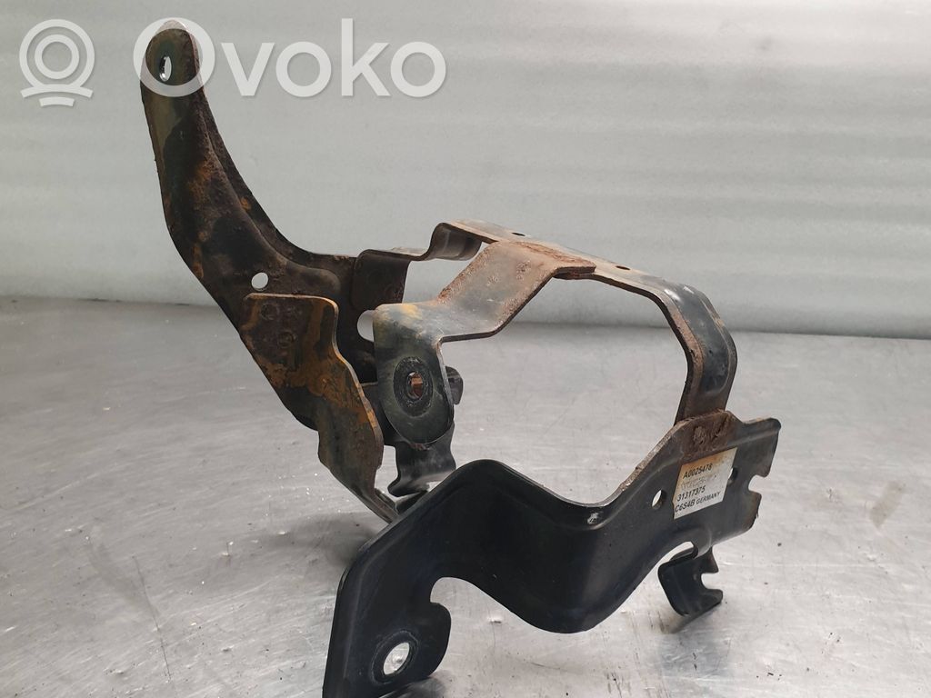 Volvo V60 Ohjaustehostimen pumpun kannake 