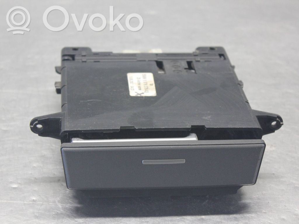 BMW 5 E60 E61 Pelnutrauks 