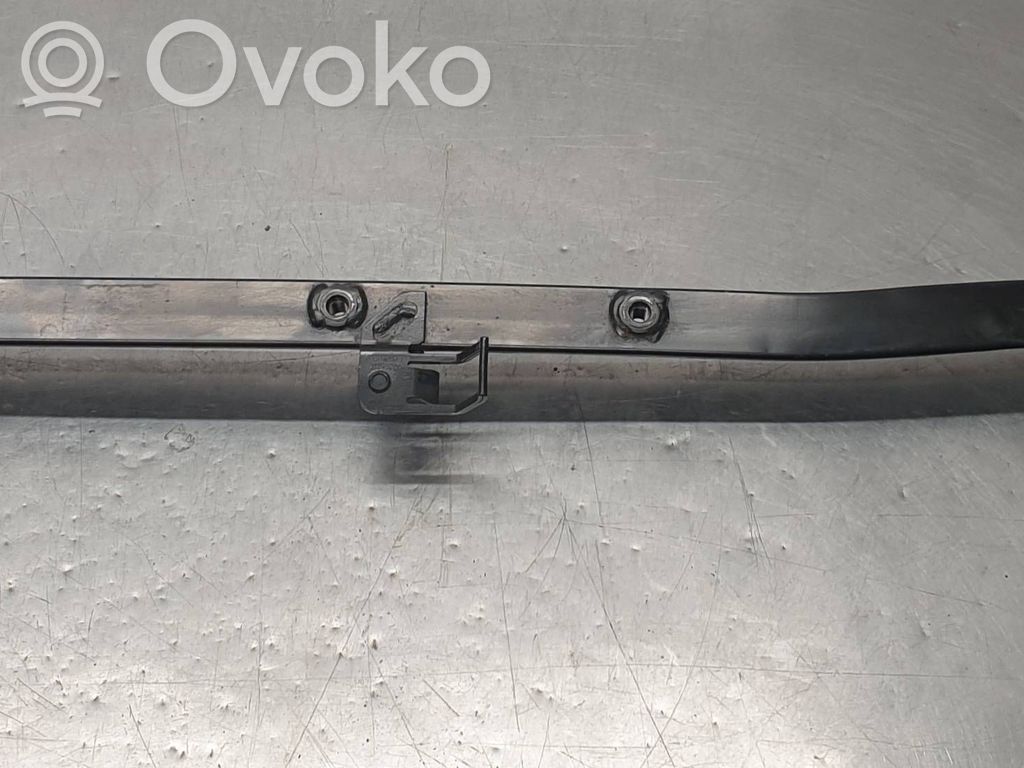 Volvo V40 Front strut bar 