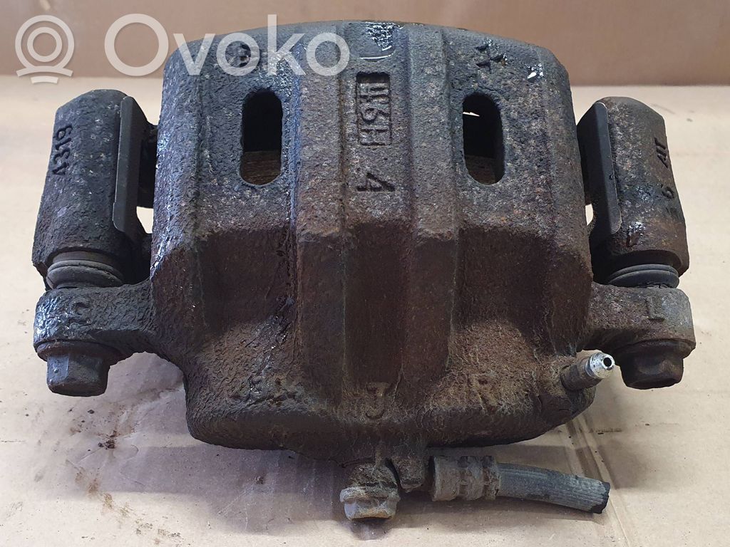 Mitsubishi Outlander Zacisk hamulcowy przedni 