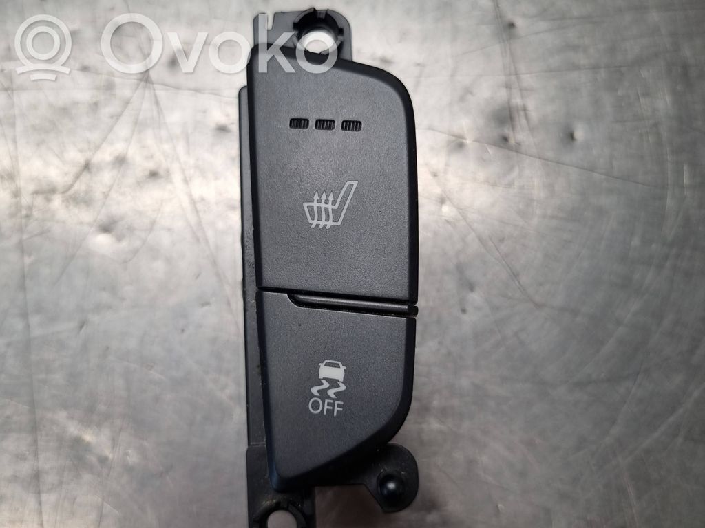 Hyundai i40 Seat heating switch 