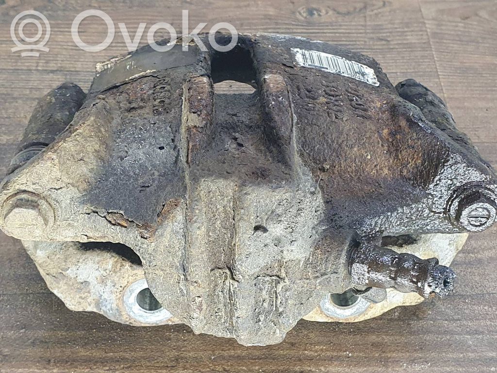 Peugeot 2008 I Front brake caliper 
