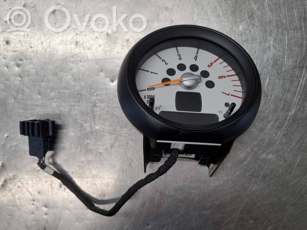 Mini Cooper Countryman R60 Tachometer 