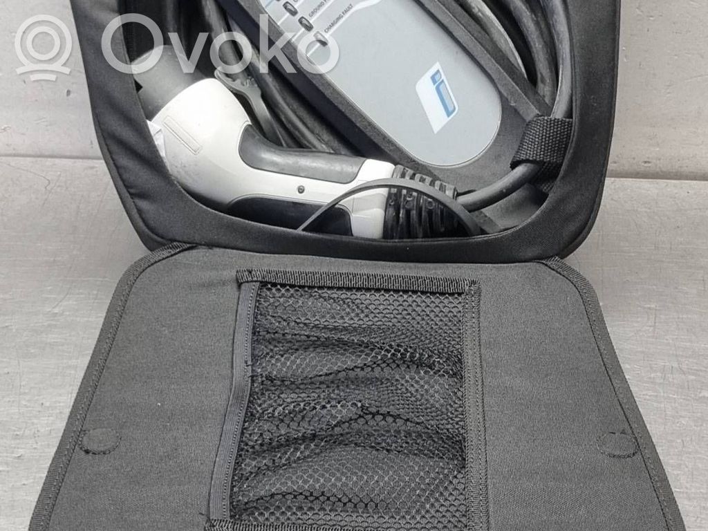 BMW 2 F45 Kabel do ładowania samochodu elektrycznego 