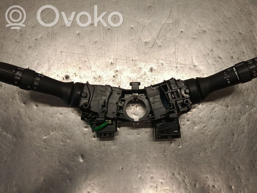 Toyota Prius+ (ZVW40) Wiper turn signal indicator stalk/switch 