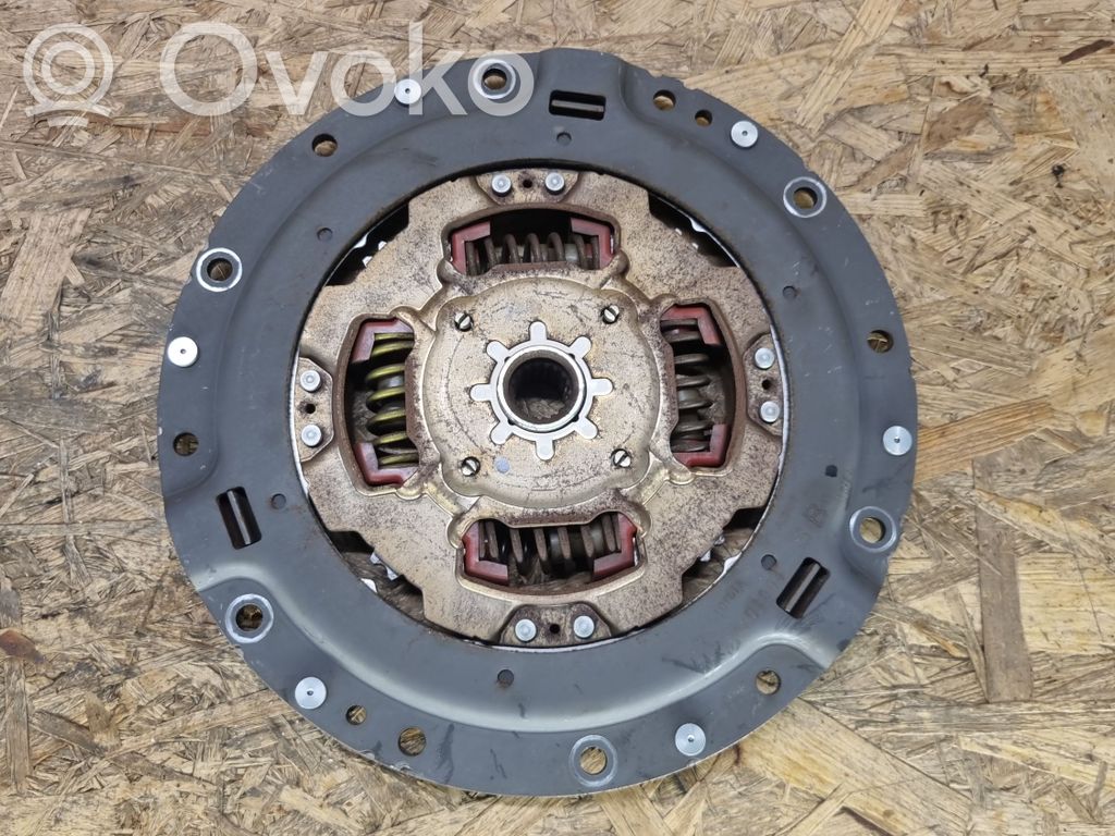 Toyota Auris E180 Kytkinsarja 