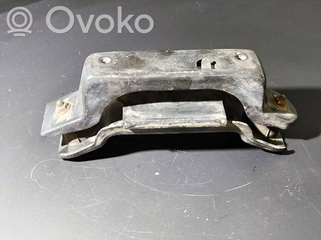 Gearbox mounting bracket   012702