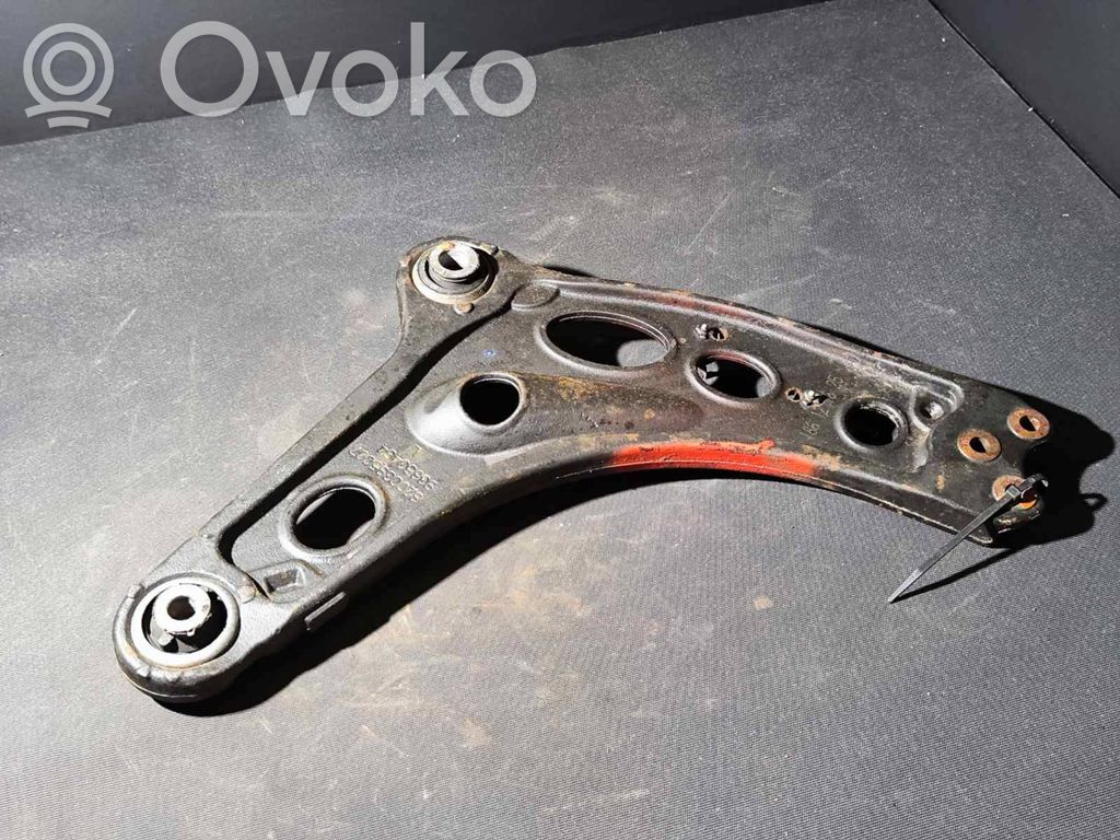 Nissan Primastar Front lower control arm/wishbone 