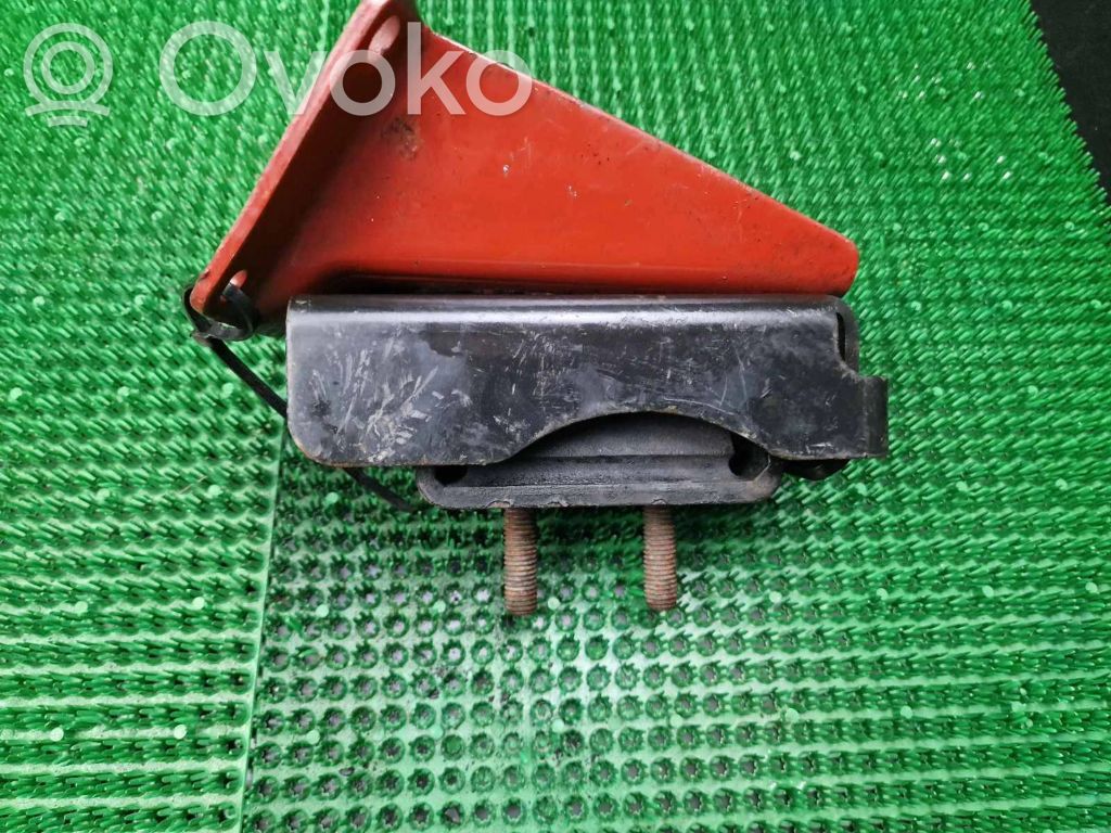 Iveco Daily 35 - 40.10 Engine mount bracket 