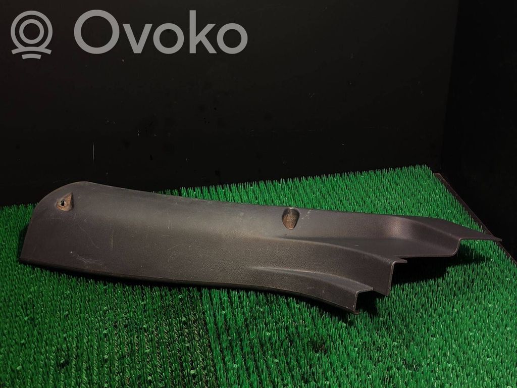 Iveco Daily 35 - 40.10 Front sill trim cover 