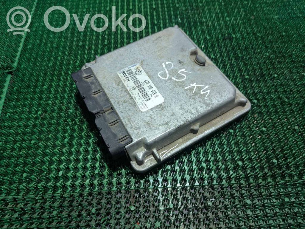 Engine control unit/module   038906019H,0281001910
