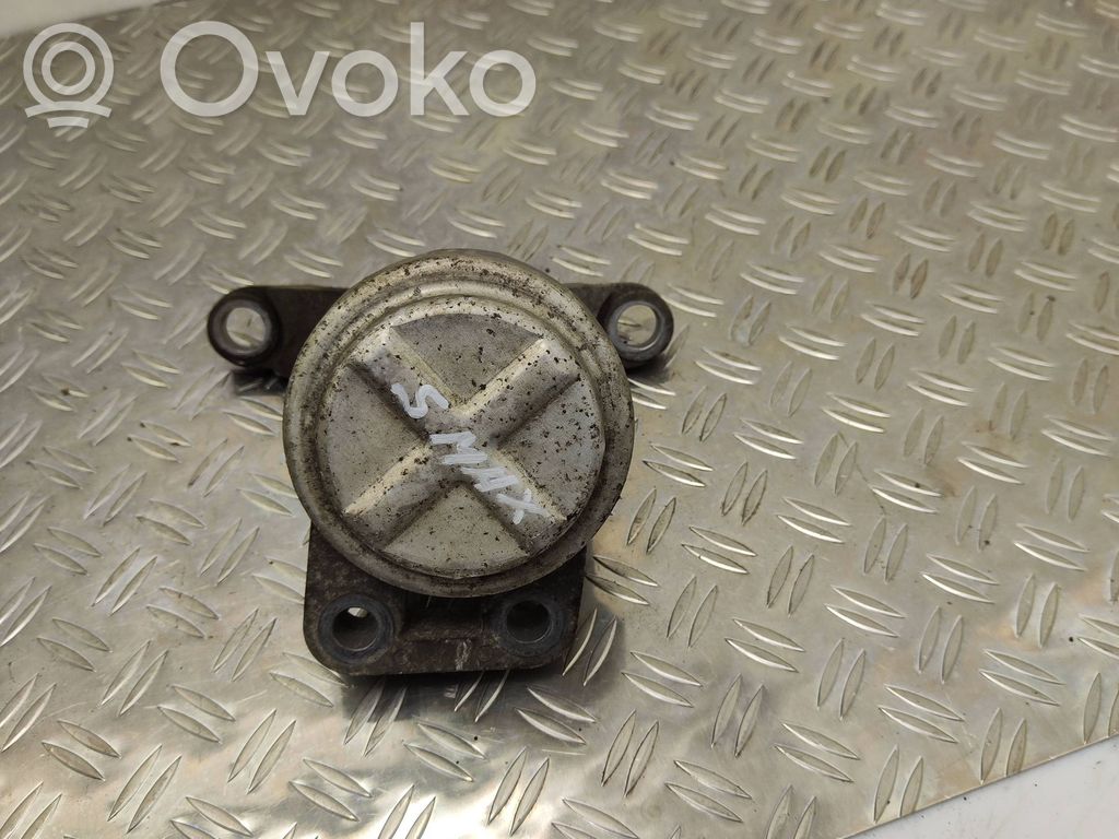 Ford S-MAX Engine mount bracket 