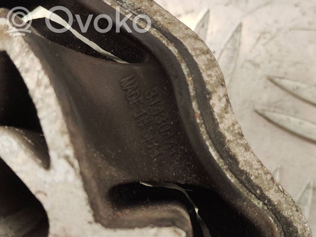 Engine mount bracket   31430441,1376883,1435996,30680474,31670126