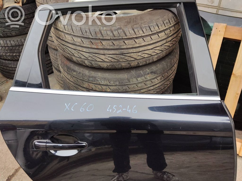 Takaovi   31335543