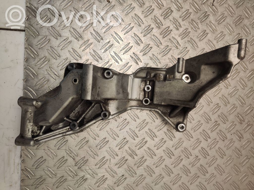 Generator/alternator bracket   31367268
