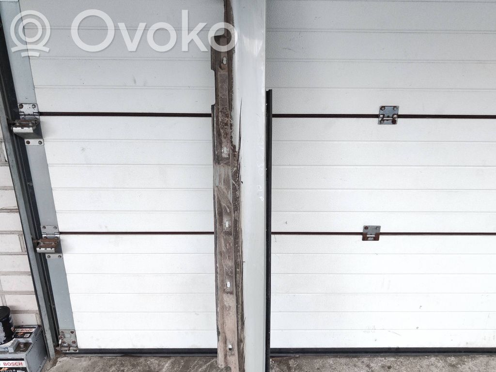 Volvo C30 Slenkstis 