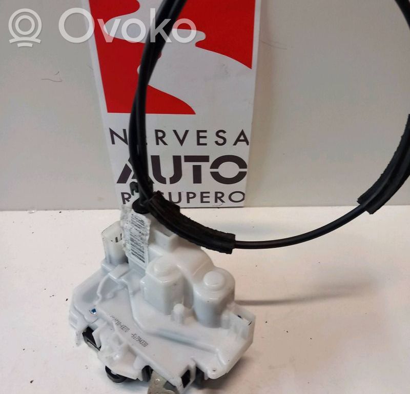 Ford Ka Priekšpusē slēdzene 