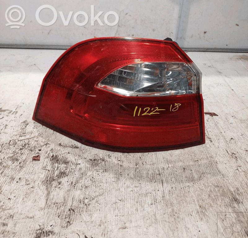 KIA Rio Luci posteriori 