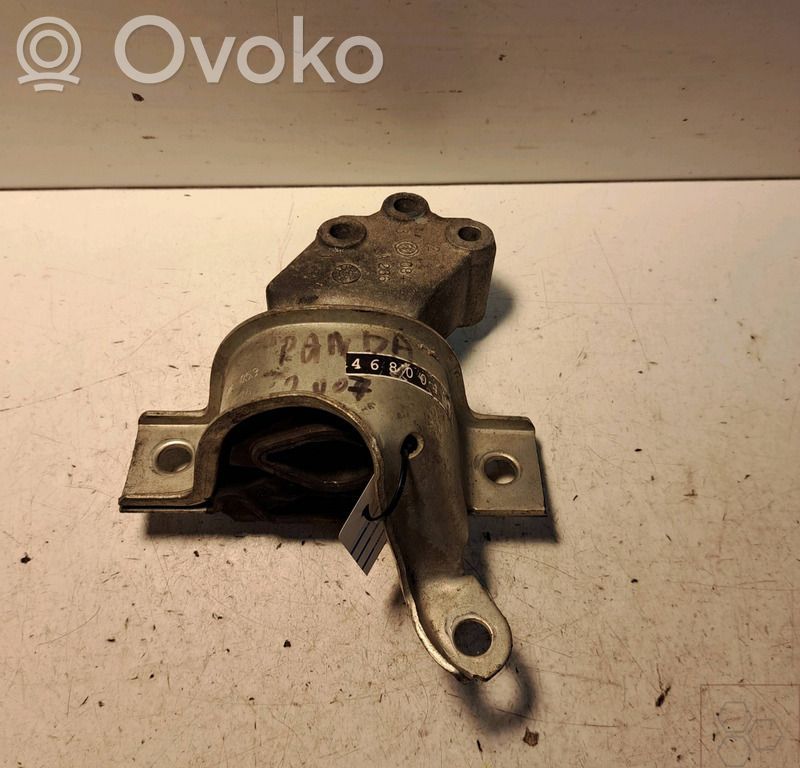 Fiat Panda van Engine mount bracket 