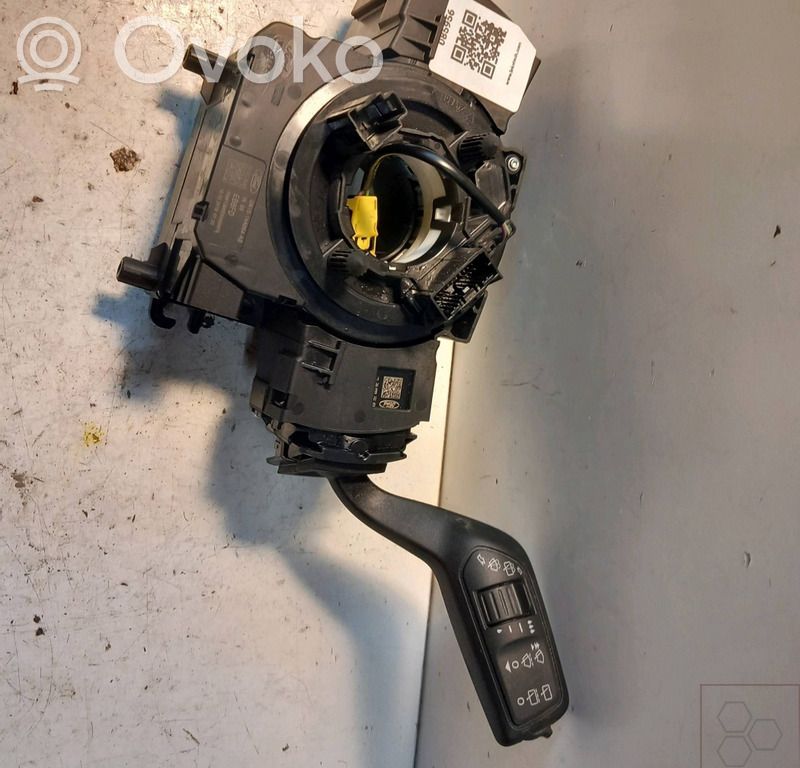 Ford Fiesta Multifunctional control switch/knob 