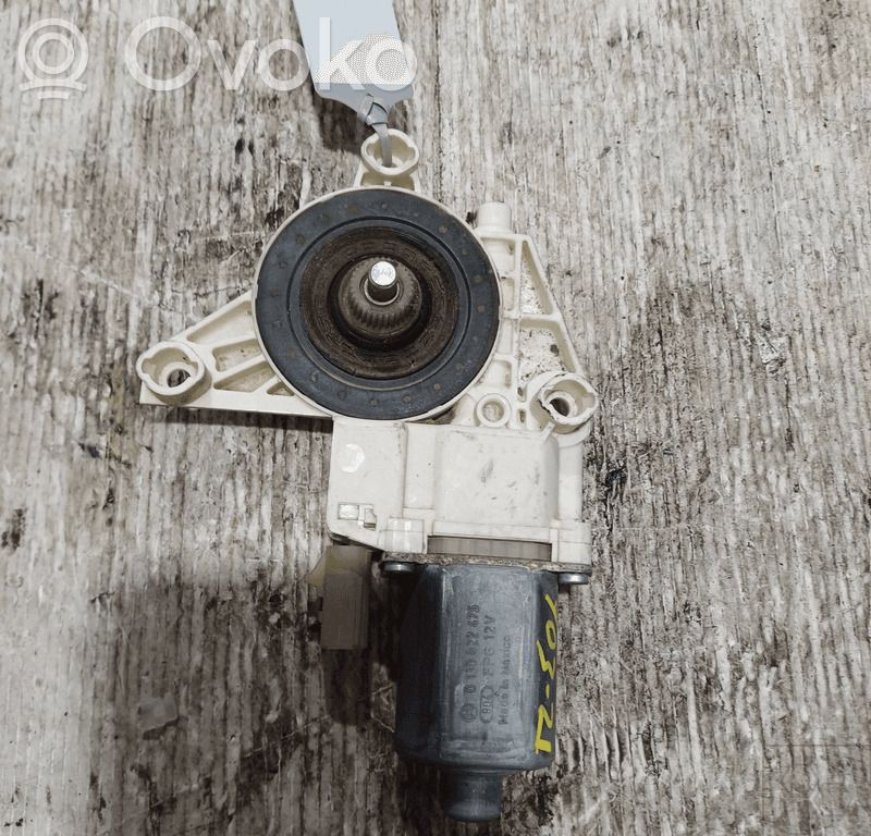 Silnik regulatora szyby drzwi przednich   K68209825AB