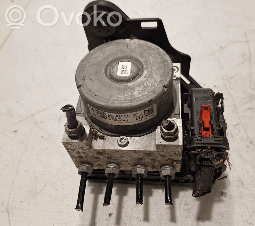 Skoda Octavia Mk3 (5E) ABS Pump 