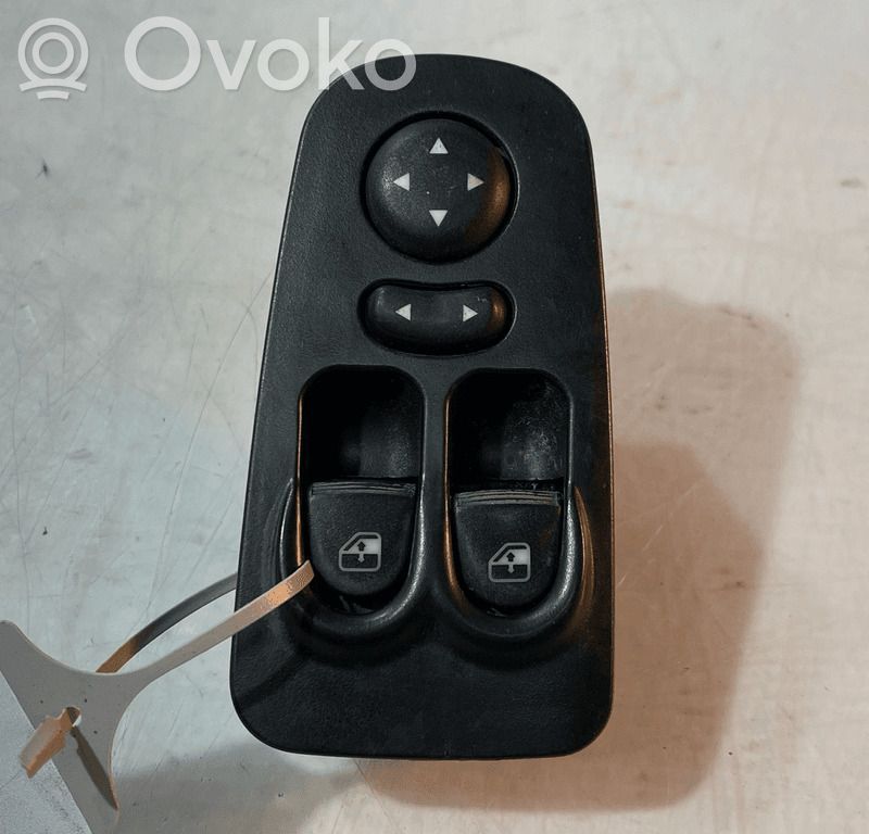 Peugeot 1007 Multifunctional control switch/knob 