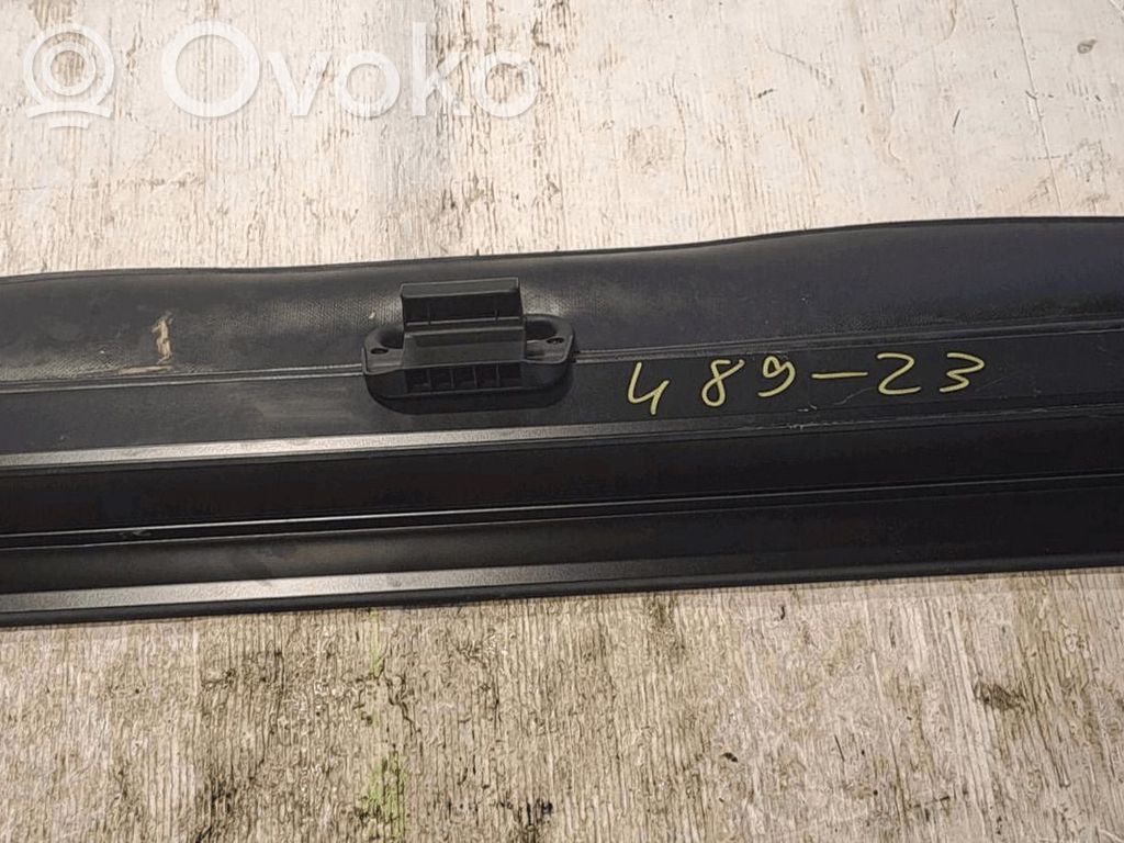 BMW X3 E83 Rear windscreen sun blind/shade 