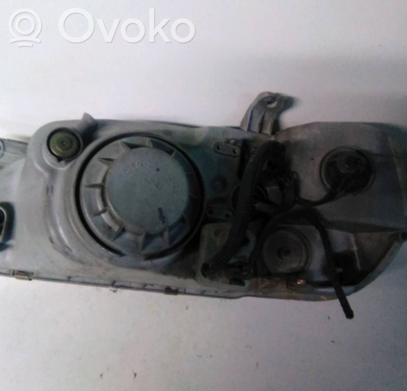KIA Carnival Scheinwerfer 