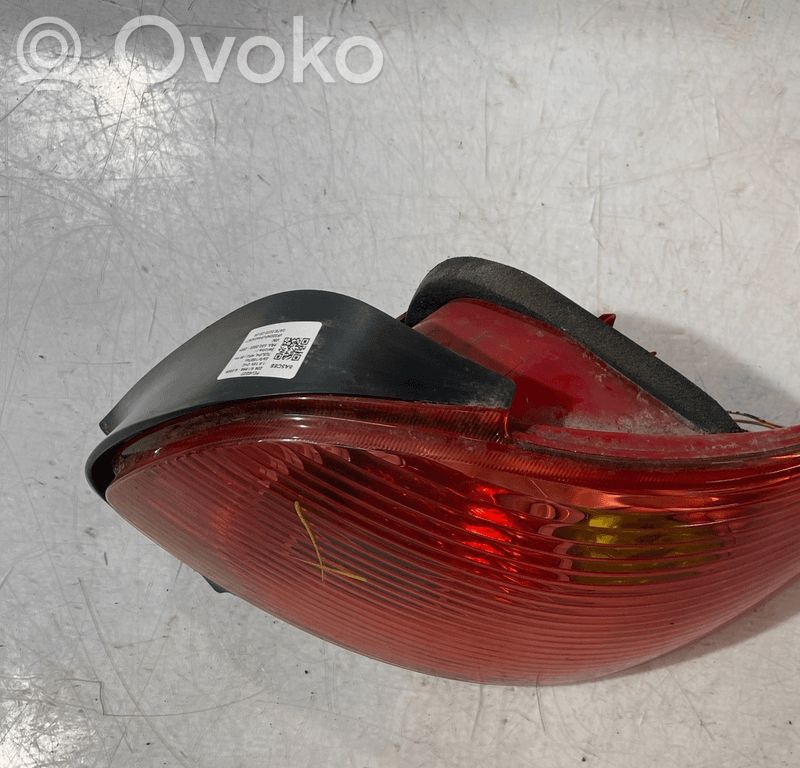 Peugeot 206 Lampa tylna 