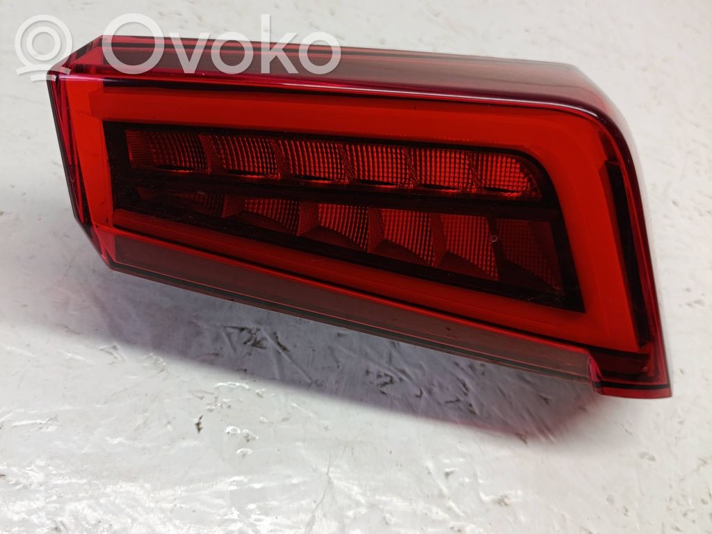 Cupra Born Rear/tail lights 